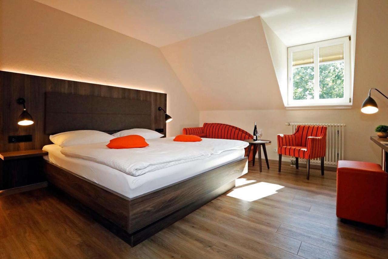Landhotel Altes Wasserwerk Gbr Фрайнсхайм Екстериор снимка