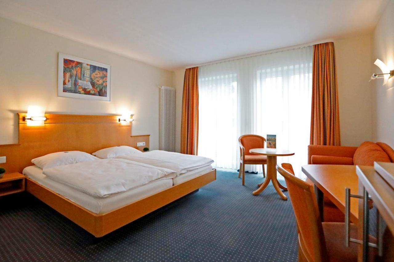 Landhotel Altes Wasserwerk Gbr Фрайнсхайм Екстериор снимка