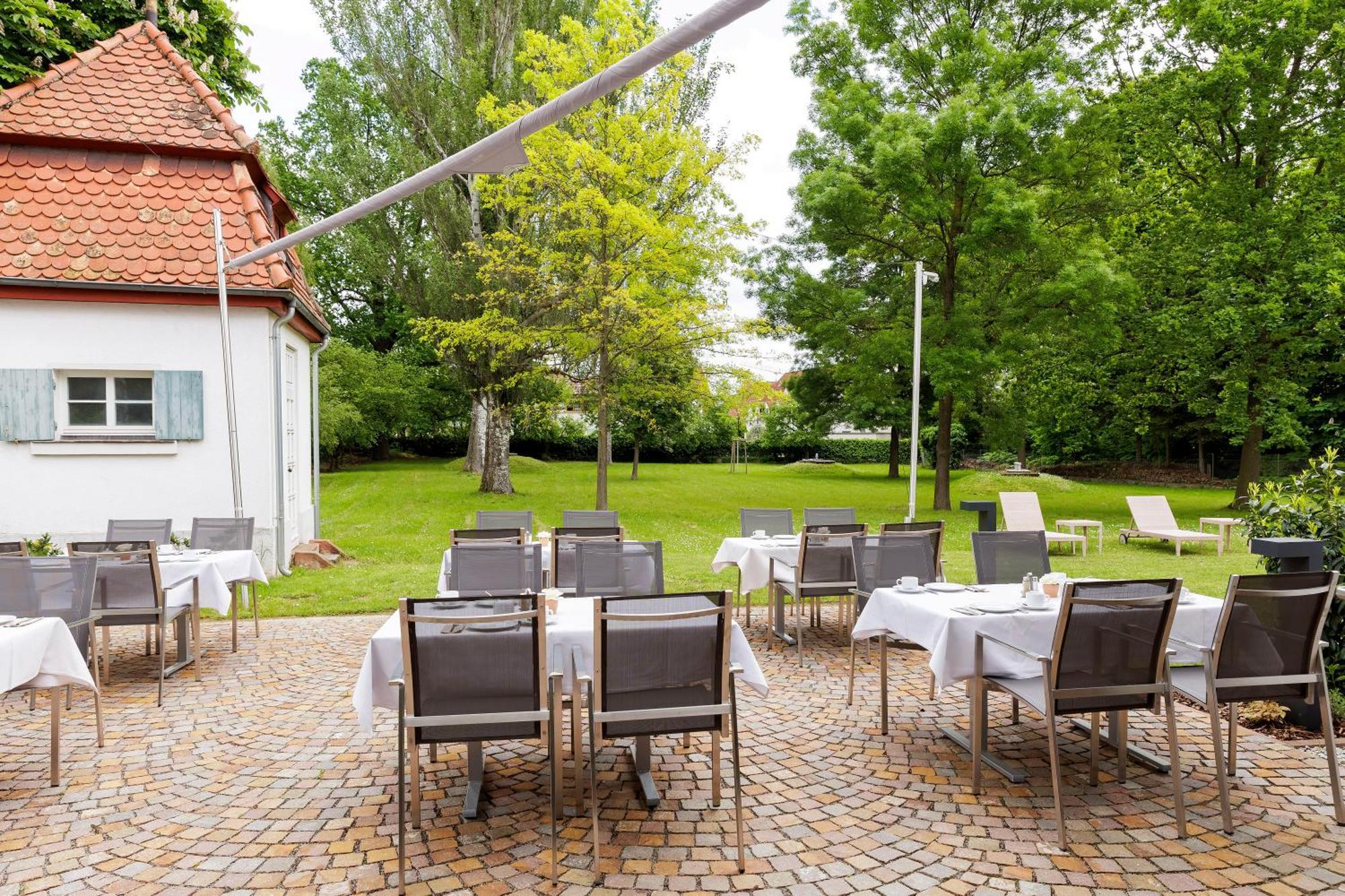 Landhotel Altes Wasserwerk Gbr Фрайнсхайм Екстериор снимка